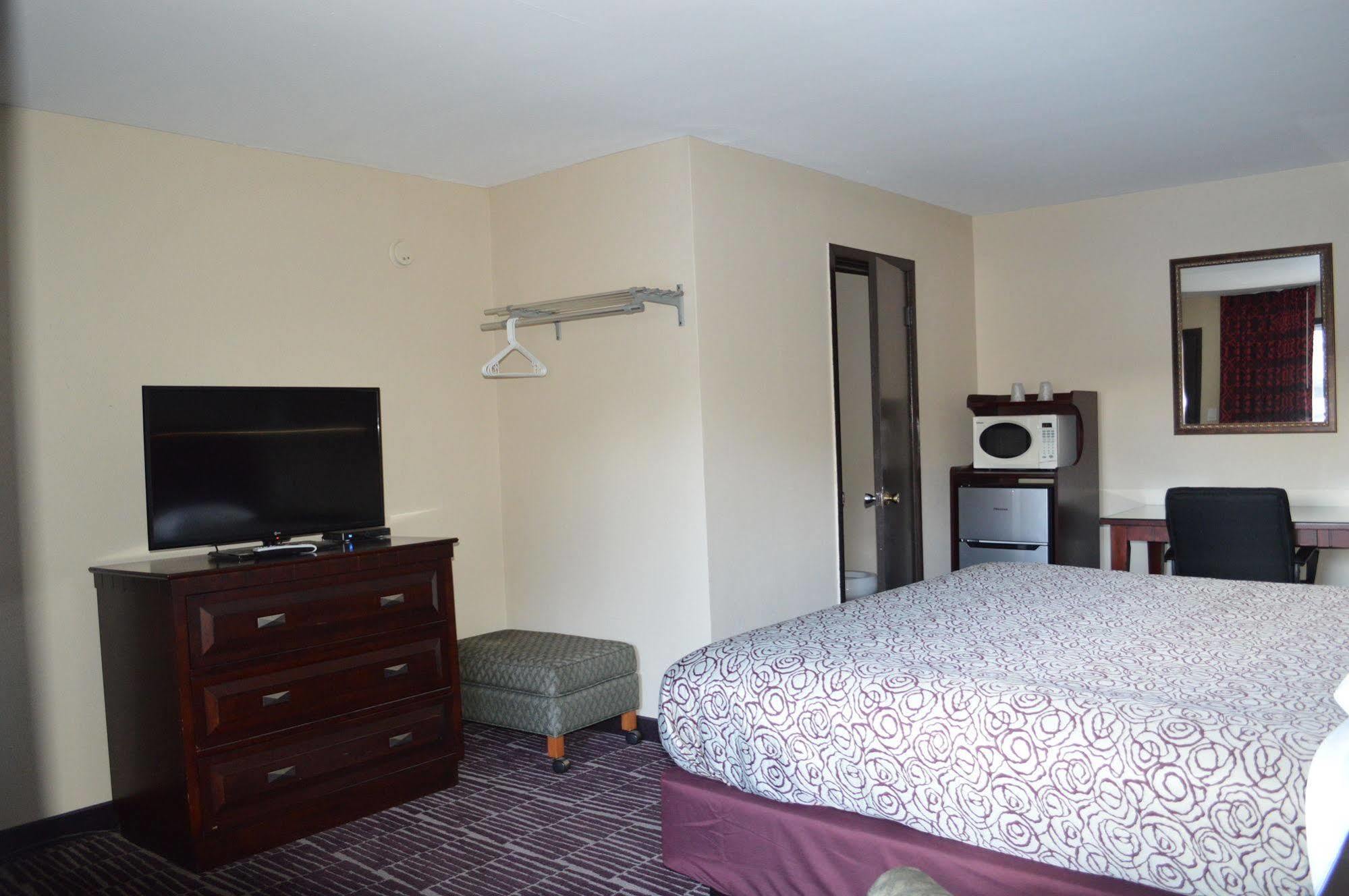 Economy Inn Портланд Екстериор снимка